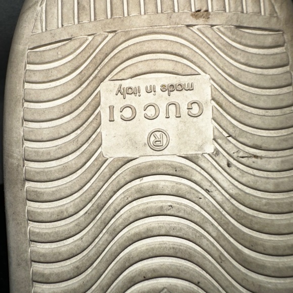 Gucci x Disney Mickey Mouse Sneakers - Picture 8 of 12